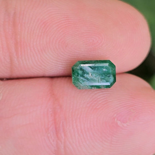 Emerald stone price | Buy online zamurd stone | Natural zamurd stone